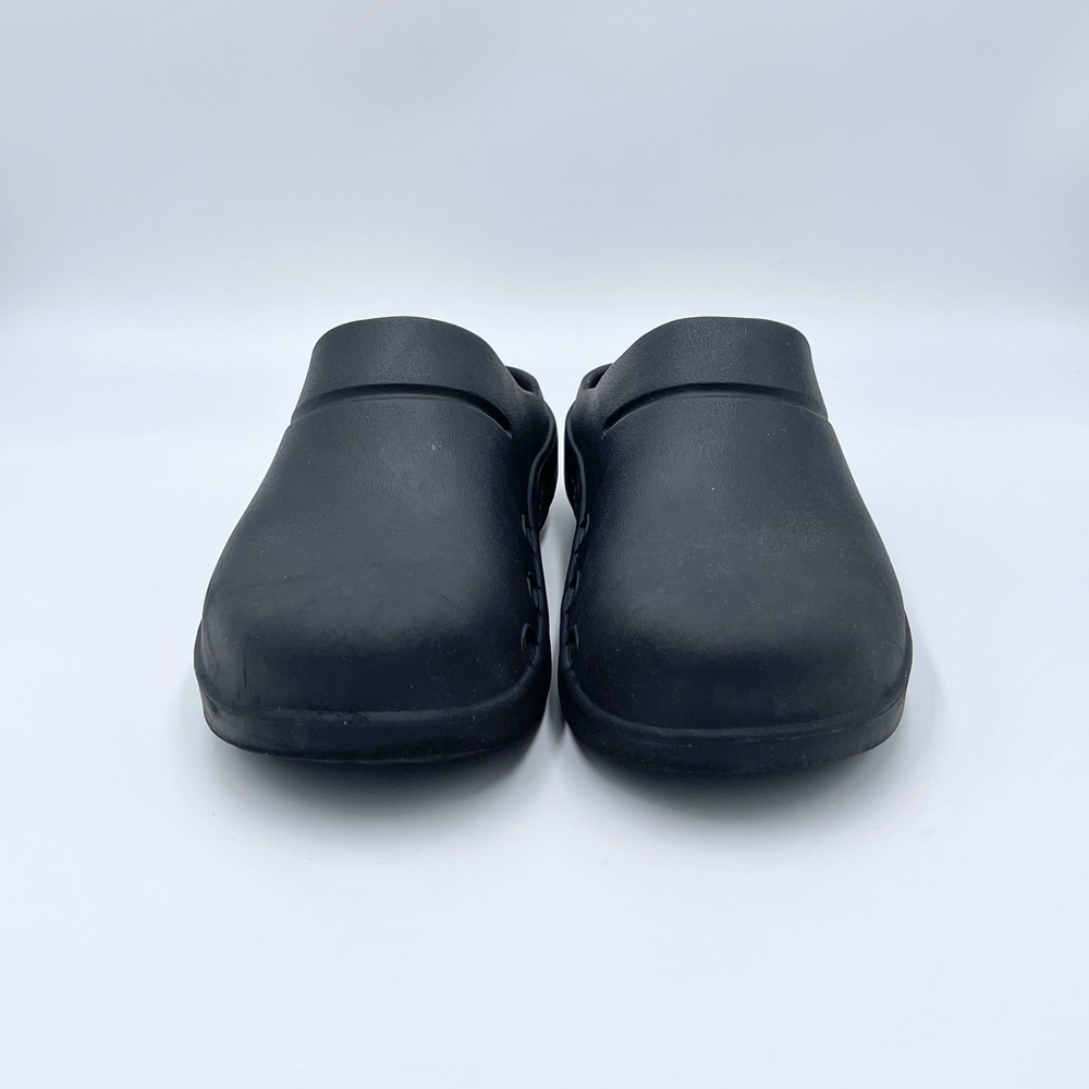 Oofos Ooclog Slip On Unisex Black Clog Women’s 7,… - image 3